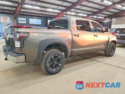 Trzecie zdjęcie samochodu z tyłu: 2007 TOYOTA TUNDRA SR5 VIN:5TBDV54147S460247 - miniatura