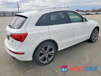 Trzecie zdjęcie samochodu z tyłu: 2009 AUDI Q5 3.2 VIN:WA1KK78RX9A047097 - miniatura