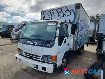1995 ISUZU NPR 4KLB4B1A7SJ002552 - główne zdjęcie licytacji z USA - miniatura