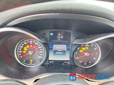 Zdjęcie 9 z 11 samochodu: 2016 MERCEDES-BENZ C 300 VIN:55SWF4JB9GU148903 - miniatura