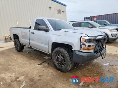 Czwarte zdjęcie samochodu z boku: 2018 CHEVROLET SILVERADO K1500 VIN:1GCNKNEC3JZ192365 - miniatura