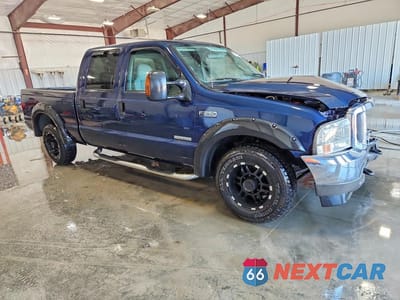 Czwarte zdjęcie samochodu z boku: 2004 FORD F250 SUPER DUTY VIN:1FTNW20P04EC62249 - miniatura