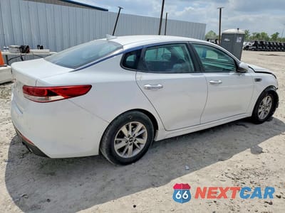 Trzecie zdjęcie samochodu z tyłu: 2018 KIA OPTIMA LX VIN:5XXGT4L35JG208748 - miniatura