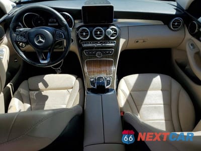 Zdjęcie 8 z 12 samochodu: 2015 MERCEDES-BENZ C 300 VIN:55SWF4JB9FU090743 - miniatura