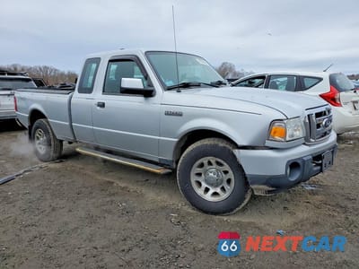 Czwarte zdjęcie samochodu z boku: 2011 FORD RANGER SUPER CAB VIN:1FTLR4FE2BPA70252 - miniatura