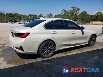 Trzecie zdjęcie samochodu z tyłu: 2021 BMW 330XI VIN:3MW5R7J06M8B73470 - miniatura