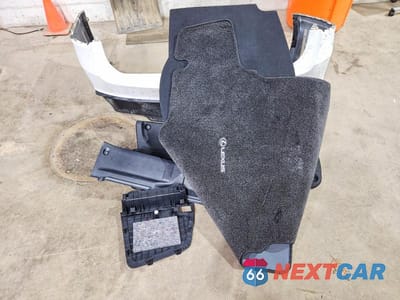 Zdjęcie 12 z 12 samochodu: 2021 LEXUS IS 300 BASE VIN:JTHAA1D25M5116823 - miniatura