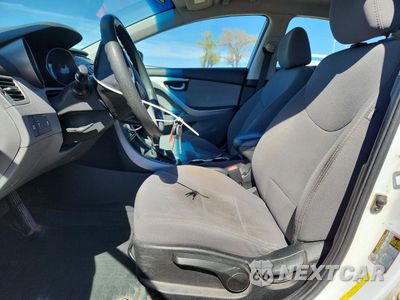 Zdjęcie 7 z 13 samochodu: 2016 HYUNDAI ELANTRA SE VIN:5NPDH4AE1GH710078 - miniatura