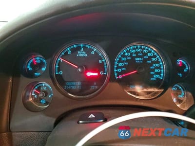 Zdjęcie 9 z 12 samochodu: 2011 GMC YUKON DENALI VIN:1GKS2EEF6BR257308 - miniatura