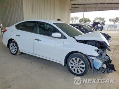 Czwarte zdjęcie samochodu z boku: 2017 NISSAN SENTRA SR VIN:3N1AB7AP4HY377907 - miniatura