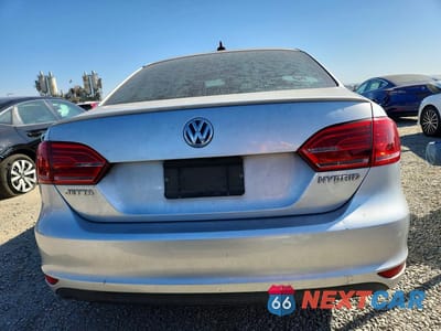 Zdjęcie 6 z 11 samochodu: 2014 VOLKSWAGEN JETTA HYBRID VIN:3VW637AJ6EM266853 - miniatura