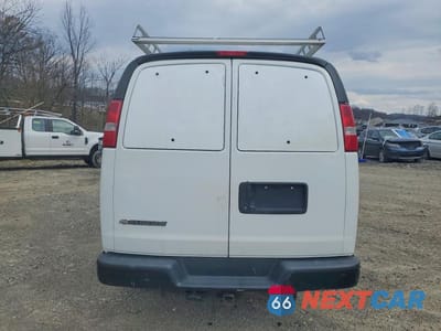 Zdjęcie 6 z 14 samochodu: 2019 CHEVROLET EXPRESS 2500 CARGO UTILITY / SERVICE VAN VIN:1GCWGAFGXH1137999 - miniatura