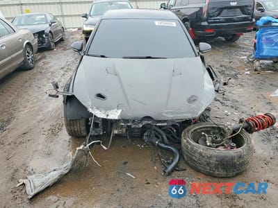 Piąte zdjęcie samochodu w środku: 2016 VOLKSWAGEN GTI S VIN:3VW4T7AU6GM056368 - miniatura