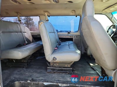 Zdjęcie 11 z 13 samochodu: 2009 FORD ECONOLINE E350 SUPER DUTY WAGON VIN:1FBNE31L19DA73843 - miniatura