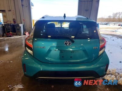 Zdjęcie 6 z 12 samochodu: 2018 TOYOTA PRIUS C TWO VIN:JTDKDTB37J1619986 - miniatura