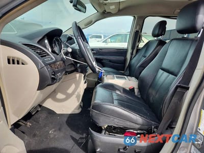 Zdjęcie 7 z 13 samochodu: 2015 CHRYSLER TOWN & COUNTRY TOURING VIN:2C4RC1BGXFR636759 - miniatura