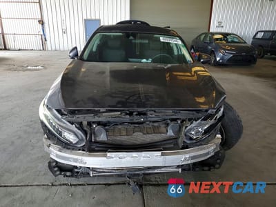 Piąte zdjęcie samochodu w środku: 2020 HONDA ACCORD LX VIN:1HGCV1F1XLA033544 - miniatura