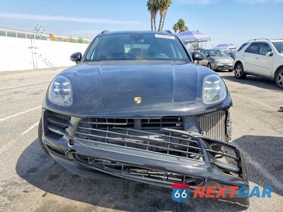 Piąte zdjęcie samochodu w środku: 2019 PORSCHE MACAN S VIN:WP1AB2A59KLB33229 - miniatura