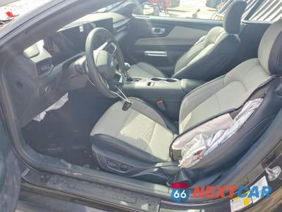 Zdjęcie 7 z 12 samochodu: 2024 FORD MUSTANG VIN:1FAGP8UH2R5101586 - miniatura