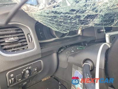 Zdjęcie 9 z 11 samochodu: 2017 VOLVO S60 PLATINUM VIN:LYV402TM8HB129758 - miniatura