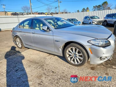 Czwarte zdjęcie samochodu z boku: 2016 BMW 535 XI VIN:WBA5B3C50GG255920 - miniatura