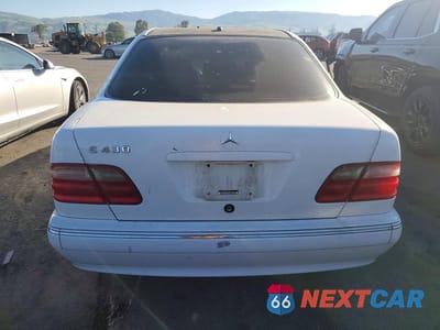 Zdjęcie 6 z 11 samochodu: 2001 MERCEDES-BENZ E 430 VIN:WDBJF70J11X052992 - miniatura