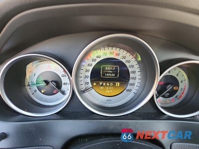 Zdjęcie 10 z 13 samochodu: 2012 MERCEDES-BENZ C 250 VIN:WDDGJ4HB7CF769529 - miniatura