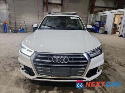 Piąte zdjęcie samochodu w środku: 2018 AUDI Q5 PREMIUM PLUS VIN:WA1BNAFY3J2016352 - miniatura