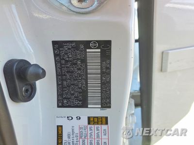 Zdjęcie 12 z 13 samochodu: 2016 TOYOTA PRIUS TWO ECO VIN:JTDKARFU6G3022565 - miniatura