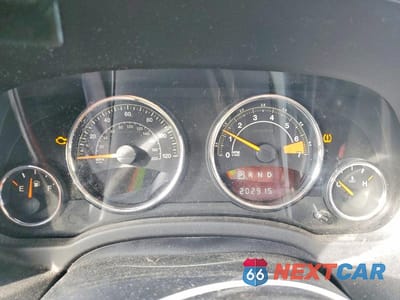 Zdjęcie 9 z 13 samochodu: 2016 JEEP COMPASS VIN:1C4NJDEB9GD573695 - miniatura