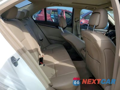 Zdjęcie 10 z 12 samochodu: 2012 MERCEDES-BENZ C 300 4MATIC VIN:WDDGF8BB7CR200647 - miniatura