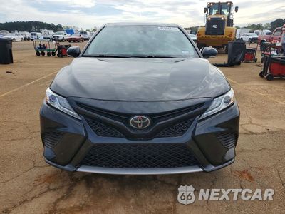 Piąte zdjęcie samochodu w środku: 2020 TOYOTA CAMRY XSE VIN:4T1K61AK4LU872154 - miniatura