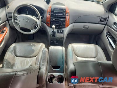 Zdjęcie 8 z 11 samochodu: 2010 TOYOTA SIENNA XLE VIN:5TDYK4CC4AS295080 - miniatura