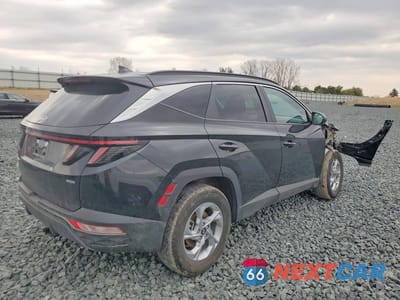 Trzecie zdjęcie samochodu z tyłu: 2023 HYUNDAI TUCSON SEL VIN:5NMJBCAEXPH179667 - miniatura