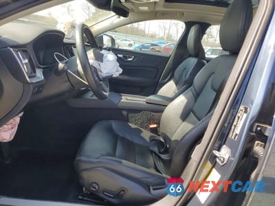 Zdjęcie 7 z 12 samochodu: 2020 VOLVO S60 T5 MOMENTUM VIN:7JR102FK9LG063538 - miniatura