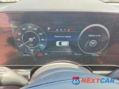 Zdjęcie 9 z 12 samochodu: 2023 KIA NIRO EV WIND VIN:KNDCR3L16P5053338 - miniatura