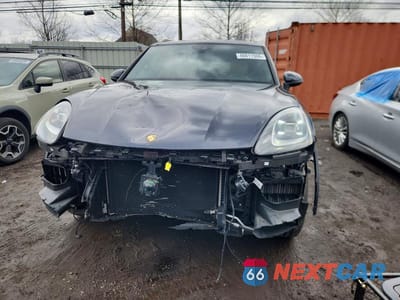 Piąte zdjęcie samochodu w środku: 2019 PORSCHE CAYENNE VIN:WP1AA2AY1KDA14453 - miniatura