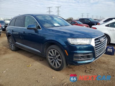 Czwarte zdjęcie samochodu z boku: 2019 AUDI Q7 PREMIUM PLUS VIN:WA1LHAF74KD025229 - miniatura
