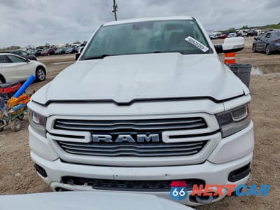 Piąte zdjęcie samochodu w środku: 2022 RAM 1500 LARAMIE VIN:1C6RREJM0NN178536 - miniatura