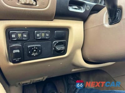 Zdjęcie 13 z 14 samochodu: 1999 TOYOTA LAND CRUISER BASE VIN:JT3HT05J4X0040771 - miniatura