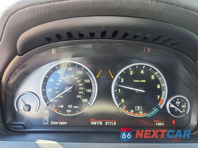 Zdjęcie 9 z 12 samochodu: 2012 BMW 750 XI VIN:WBAKC6C5XCC396304 - miniatura