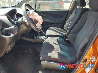 Zdjęcie 7 z 12 samochodu: 2011 HONDA FIT SPORT VIN:JHMGE8H58BS009937 - miniatura