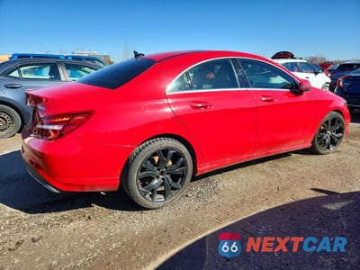 Trzecie zdjęcie samochodu z tyłu: 2019 MERCEDES-BENZ CLA 250 4MATIC VIN:WDDSJ4GB3KN706038 - miniatura