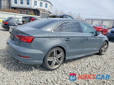 Trzecie zdjęcie samochodu z tyłu: 2017 AUDI A3 PREMIUM PLUS VIN:WAUJ8GFF3H1012714 - miniatura