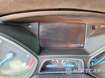 Zdjęcie 9 z 12 samochodu: 2014 FORD ESCAPE TITANIUM VIN:1FMCU0J95EUE56778 - miniatura