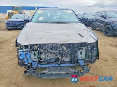 Piąte zdjęcie samochodu w środku: 2025 MAZDA CX-5 PREFERRED VIN:JM3KFBCL4S0601799 - miniatura