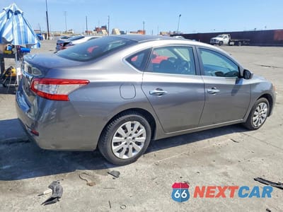 Trzecie zdjęcie samochodu z tyłu: 2015 NISSAN SENTRA S VIN:3N1AB7AP9FY239793 - miniatura