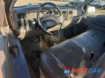 Zdjęcie 8 z 12 samochodu: 2001 FORD F250 SUPER DUTY UTILITY / SERVICE TRUCK VIN:1FTNF20L91EB72977 - miniatura