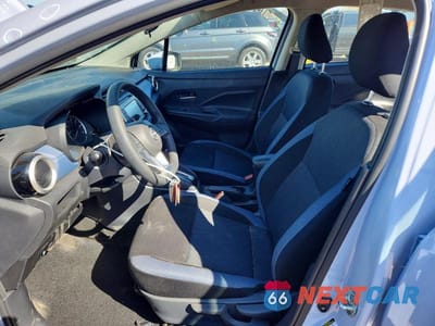 Zdjęcie 7 z 12 samochodu: 2025 NISSAN VERSA SV VIN:3N1CN8EV1SL878000 - miniatura
