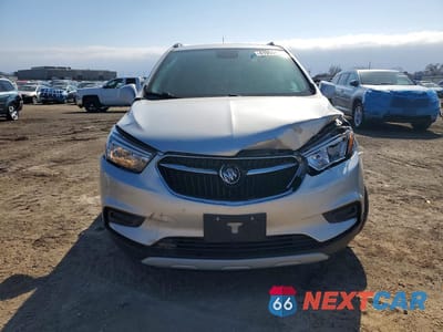 Piąte zdjęcie samochodu w środku: 2022 BUICK ENCORE PREFERRED VIN:KL4CJESM7NB516823 - miniatura